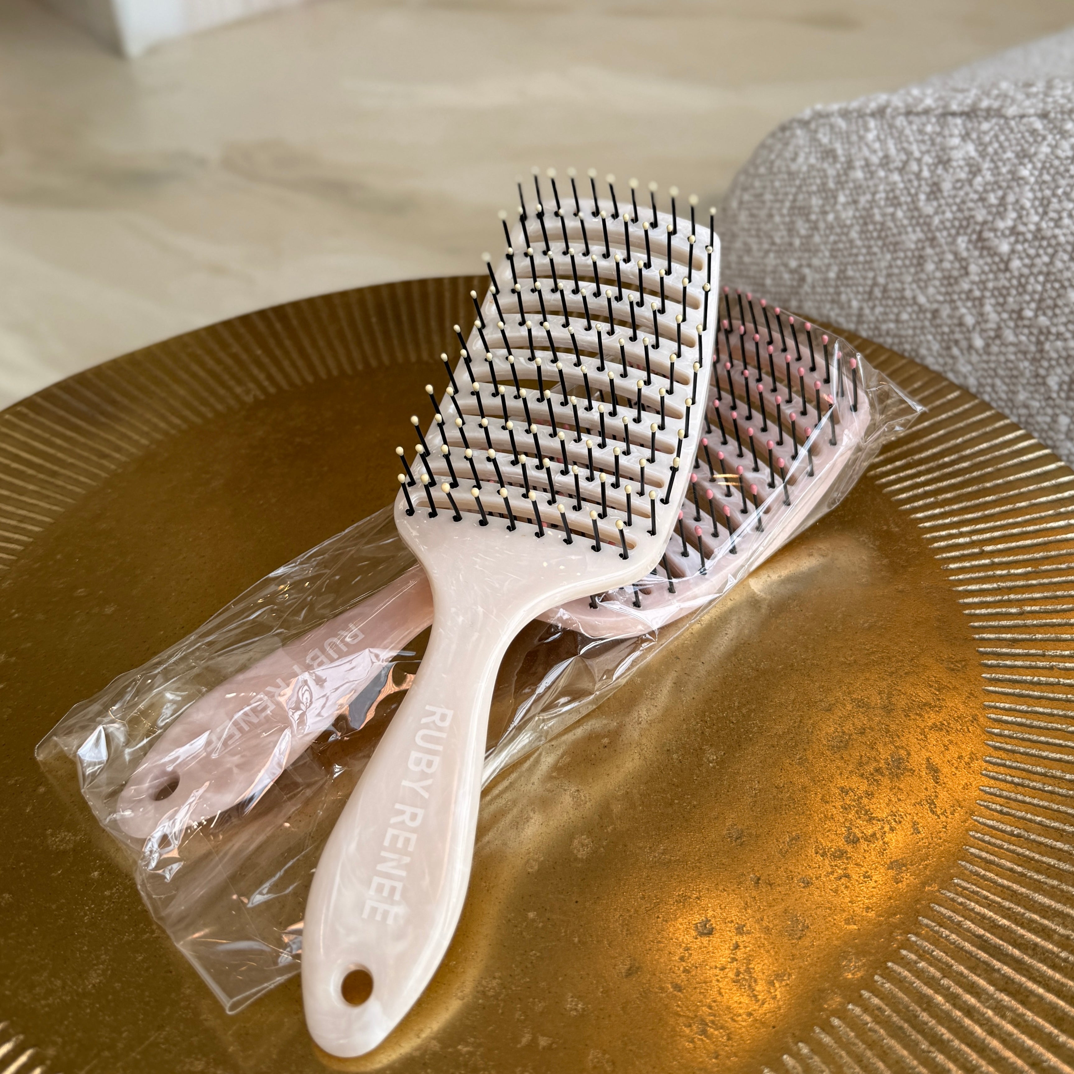 Ruby Renee Wig Brush